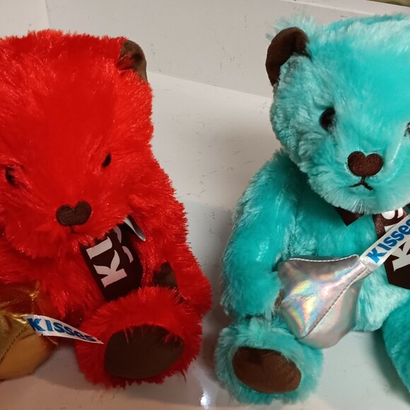 2 Hershey Chocolate Kisses Plush Bears - Picture 1 of 7
